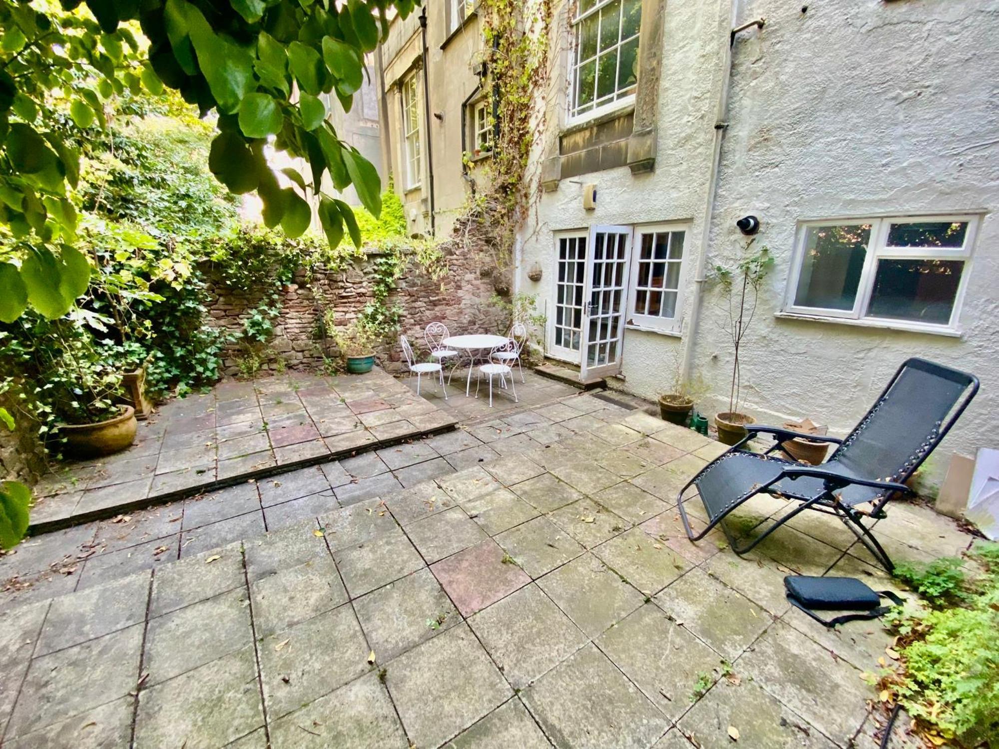 Delightful Garden Flat Clifton Bs8 Apartment Bristol Exterior photo